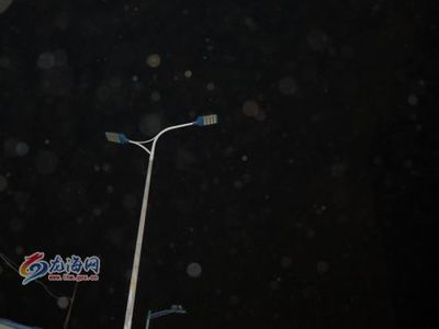 石碼江濱公園沿路多盞路燈不亮 市民夜間出行不便